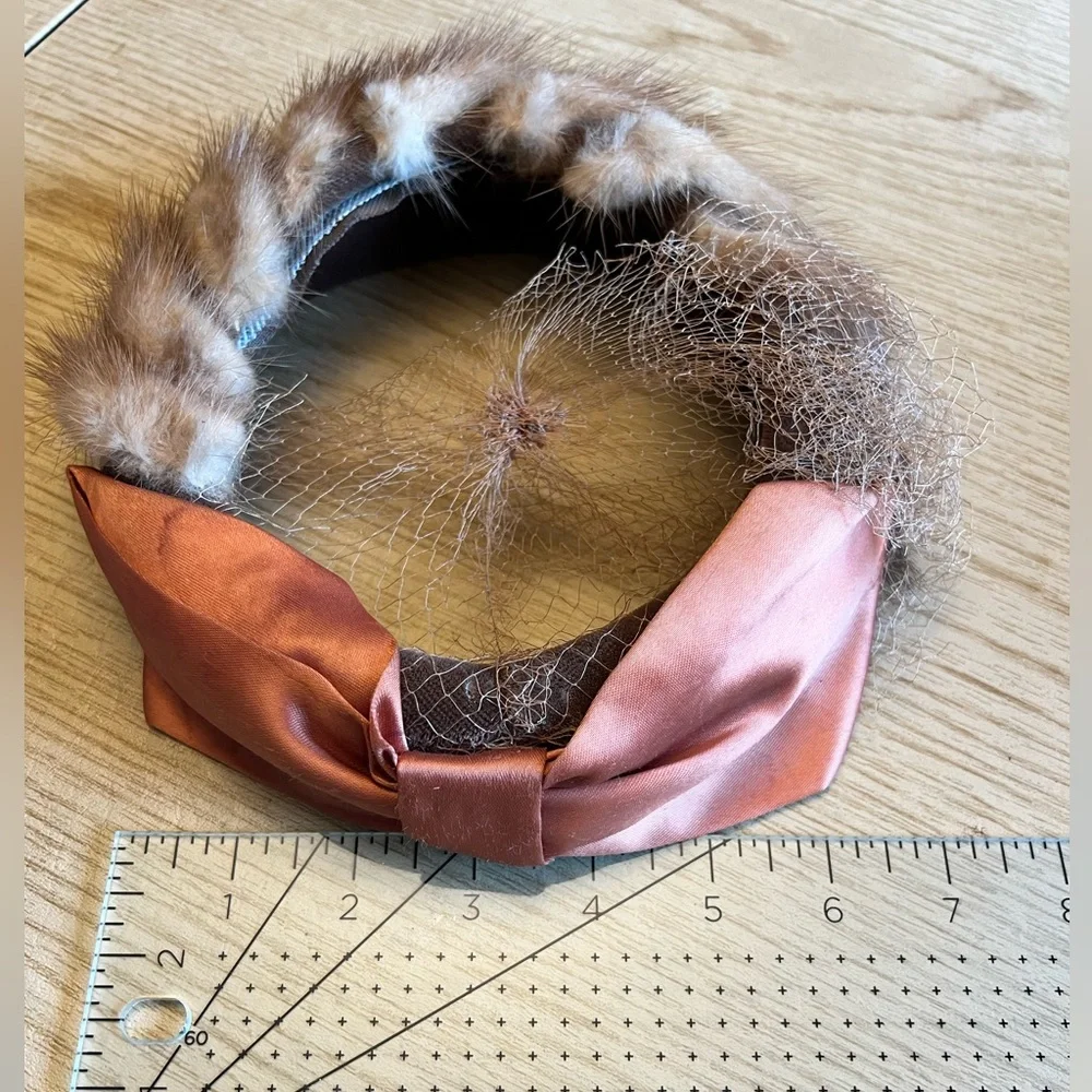 Vintage Mink Hat / Headpiece - Picture 3 of 10